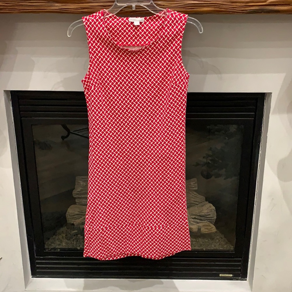 {New York & Company}Sz XS Hot Pink/White Geometric Shift Dress